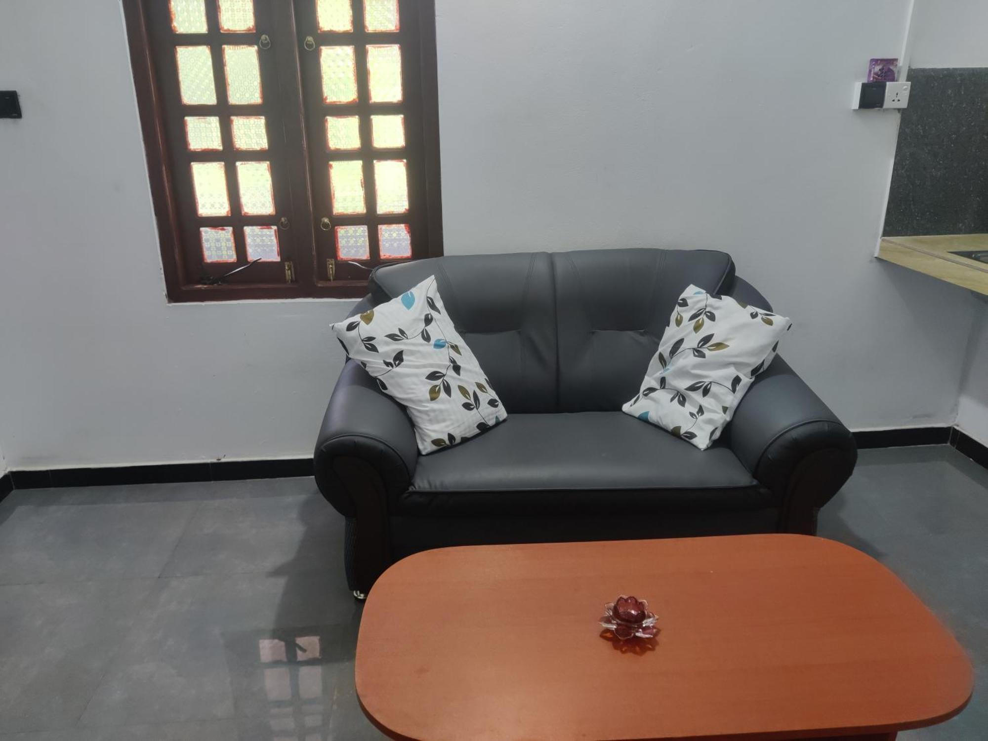 Enoch Guest House มันนาร์ ภายนอก รูปภาพ